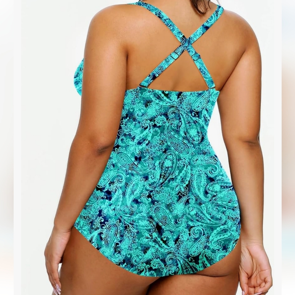 AQUA EVE PLUS SIZE Criss Cross Ruched Tummy Control Swimsuit - Picture 2 of 5